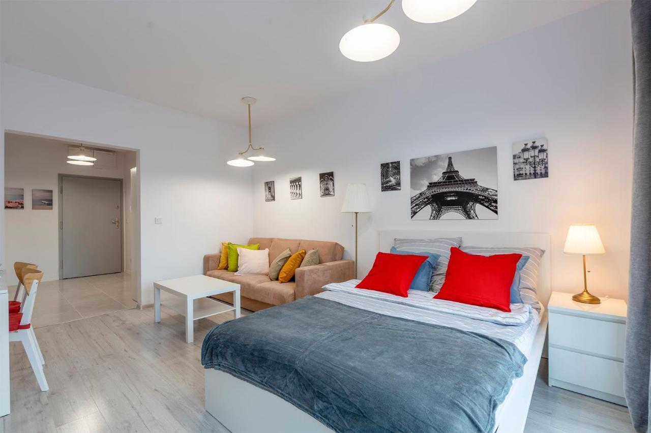 Luxury In City -3- Studio Bright & Secure Free Parking 罗兹 外观 照片