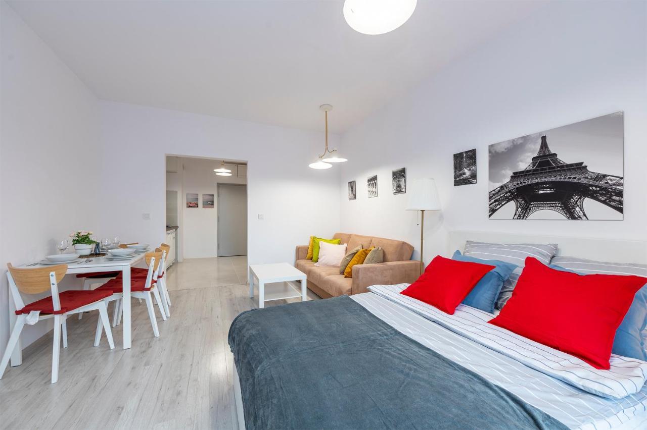 Luxury In City -3- Studio Bright & Secure Free Parking 罗兹 外观 照片